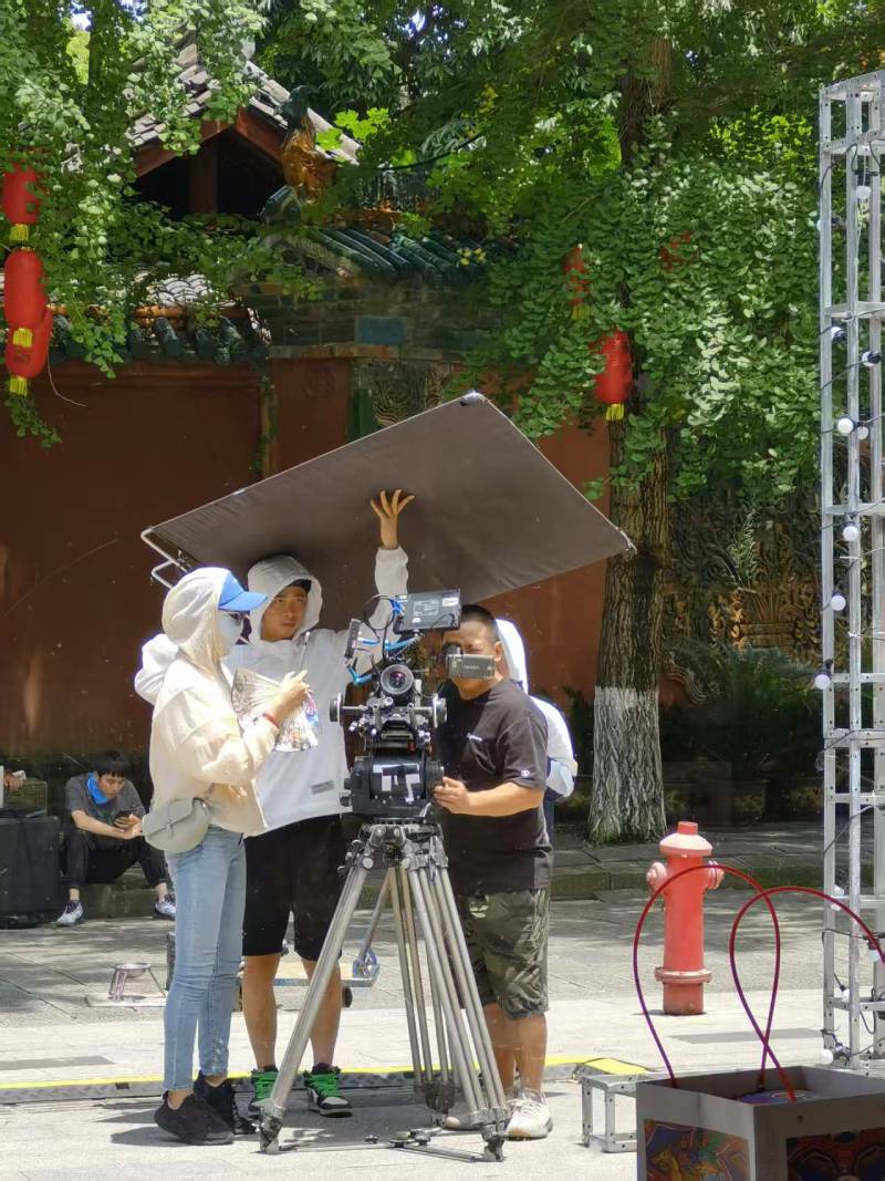 南山区TVC拍摄公司：资深团队坐镇，打造现象级广告作品的幕后推手